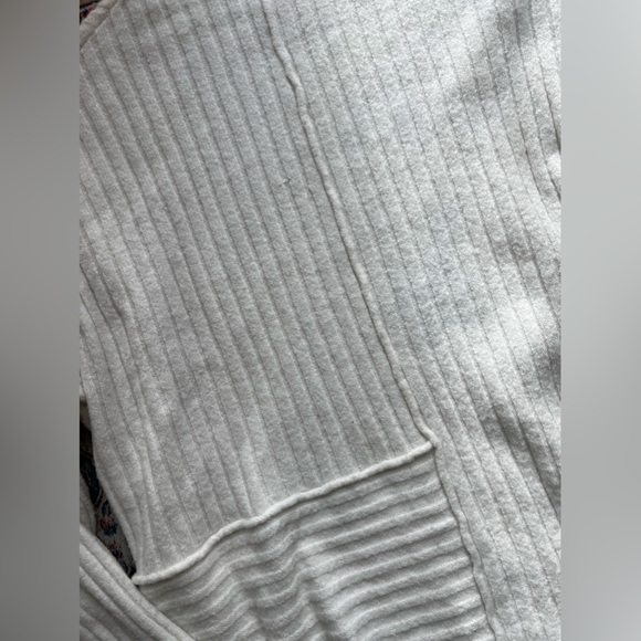 EUC  Sanctuary white asymmetrical cozy mock turtleneck sweater, size M - Picture 2 of 6